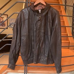 Awesome men’s extra large leather jacket . Tie dye inseem!